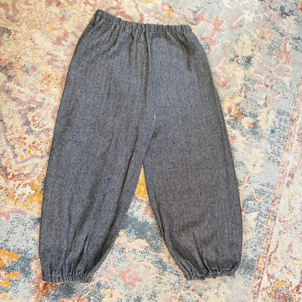 Vintage 90s black and white pantaloons / capris